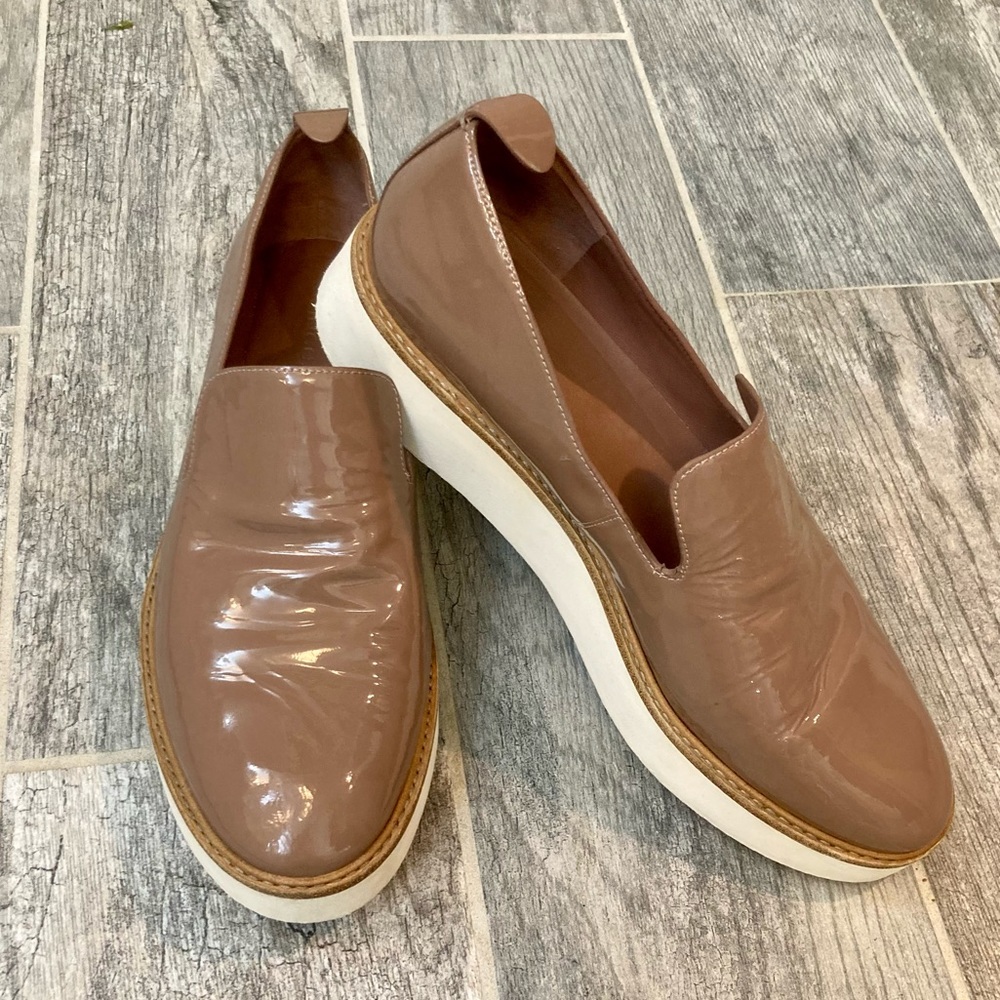 VINCE Sz 10 Sanders Patent Leather Platform Slip-On Sneakers Blush